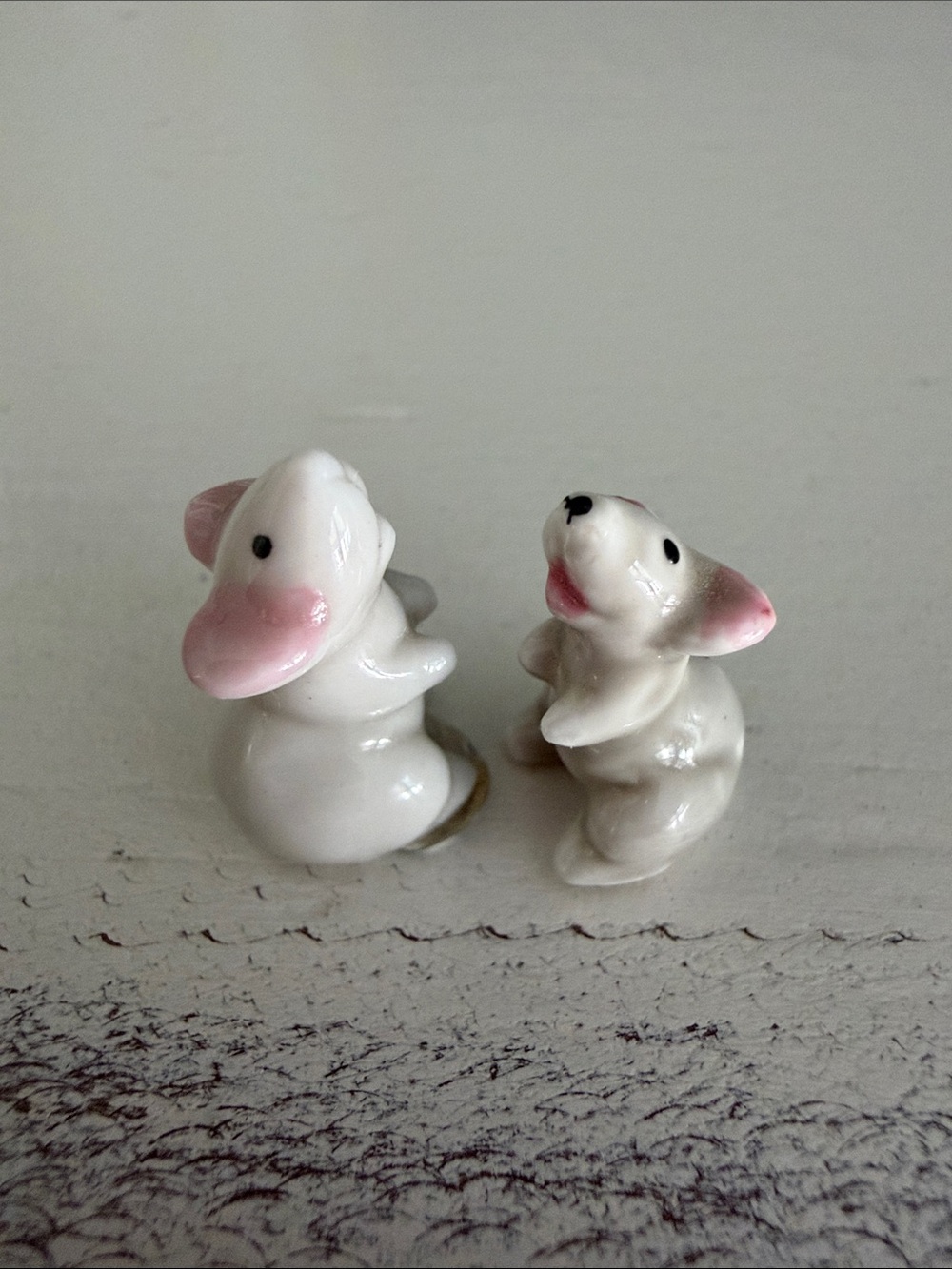 Vintage Porcelain Gray Mice Figurines Set of 2 Bug House Taiwan